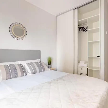 Typical House * ポルト