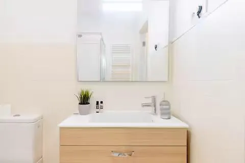 Typical House בית אירוח *