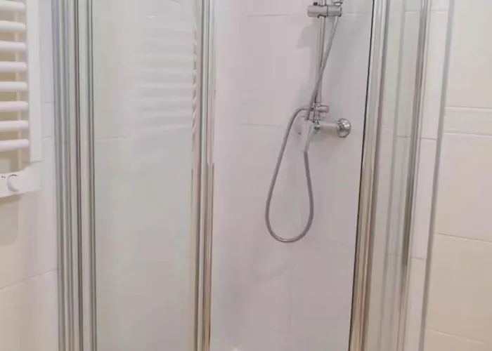 Typical House בית אירוח *