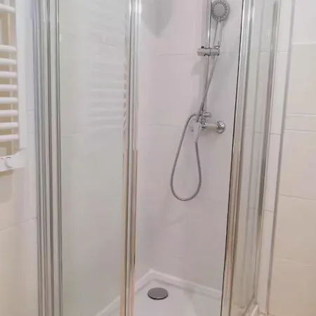 Typical House 民宿 *